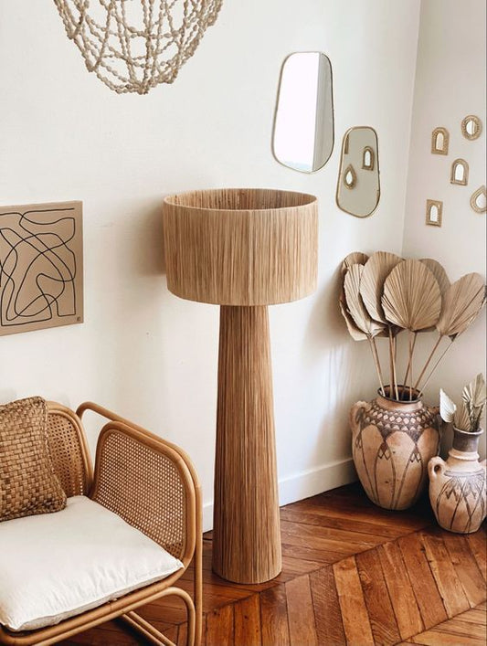 Color: Brown Base material: Metal Main cover color: Main cover material: Burlap twine Number of Sockets: 1 Bulb included: No Number of pieces: 1 Needs installation: No Country of Origin: Egypt